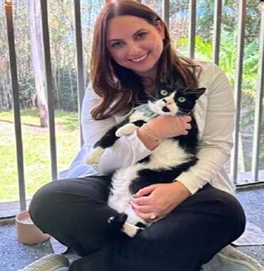 Dr. Amber Rosenthal, Veterinarian